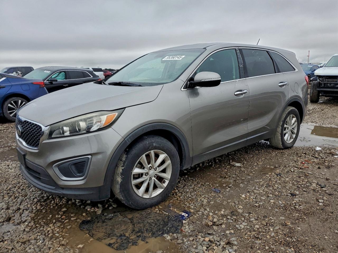 KIA SORENTO LX 2017