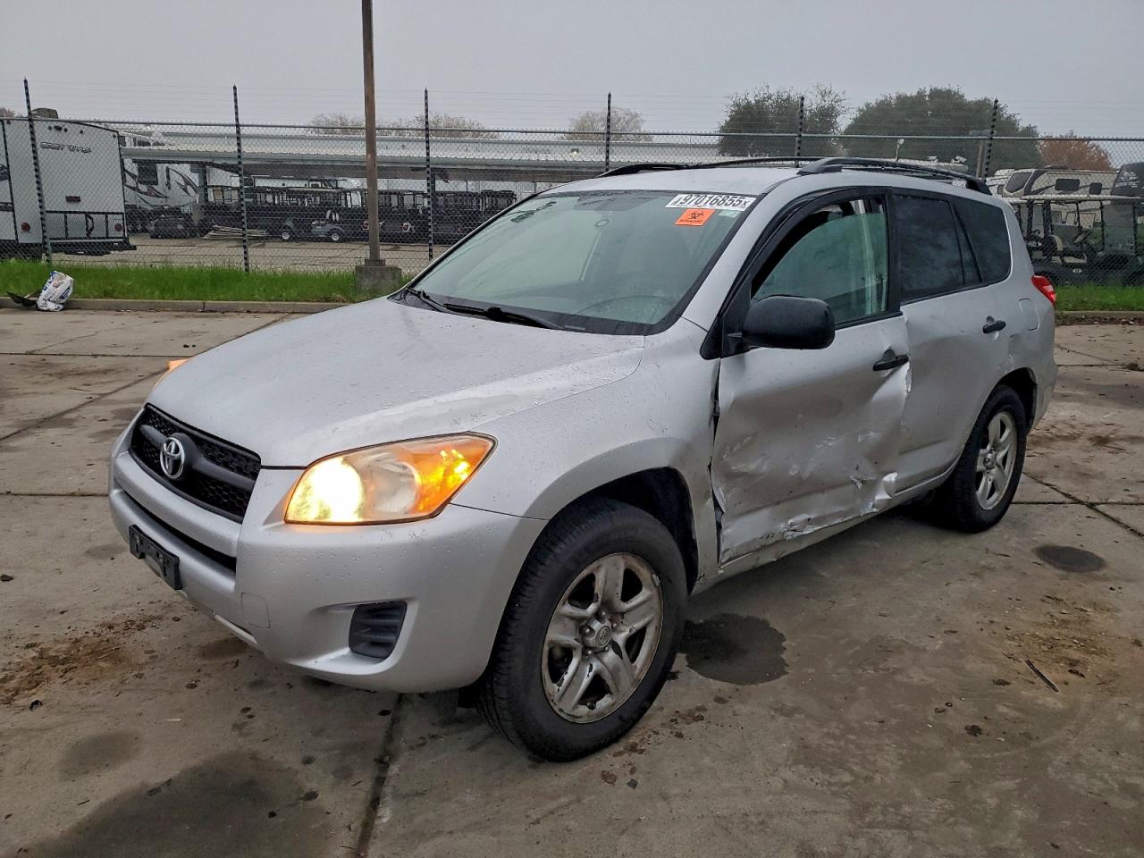 TOYOTA RAV4 2010