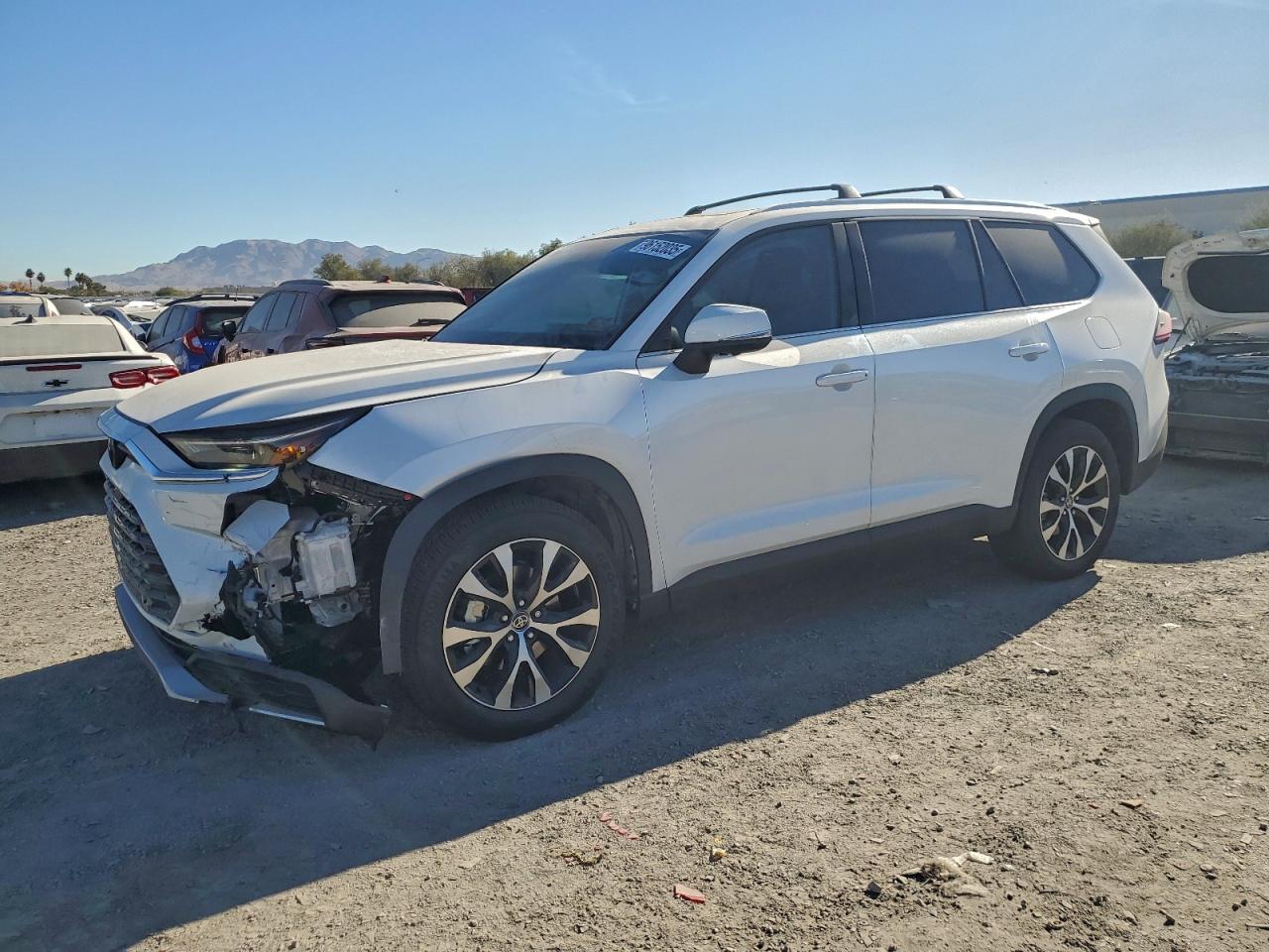 TOYOTA GRAND HIGHLANDER 2026
