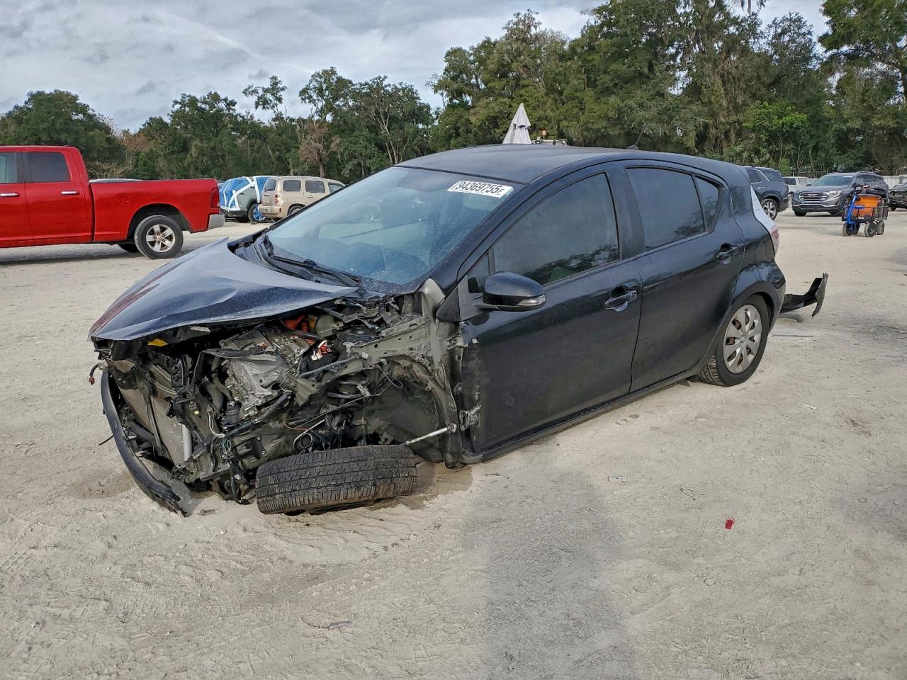 TOYOTA PRIUS C 2014