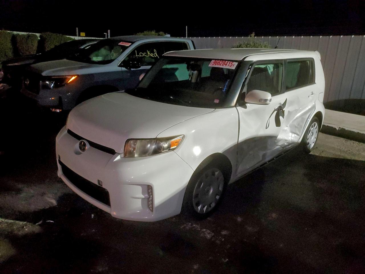 TOYOTA SCION XB 2015