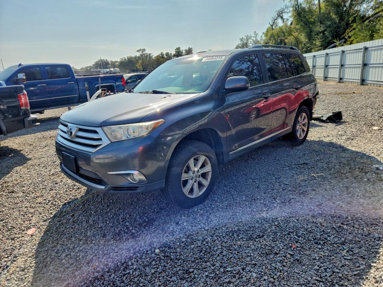 TOYOTA HIGHLANDER 2011