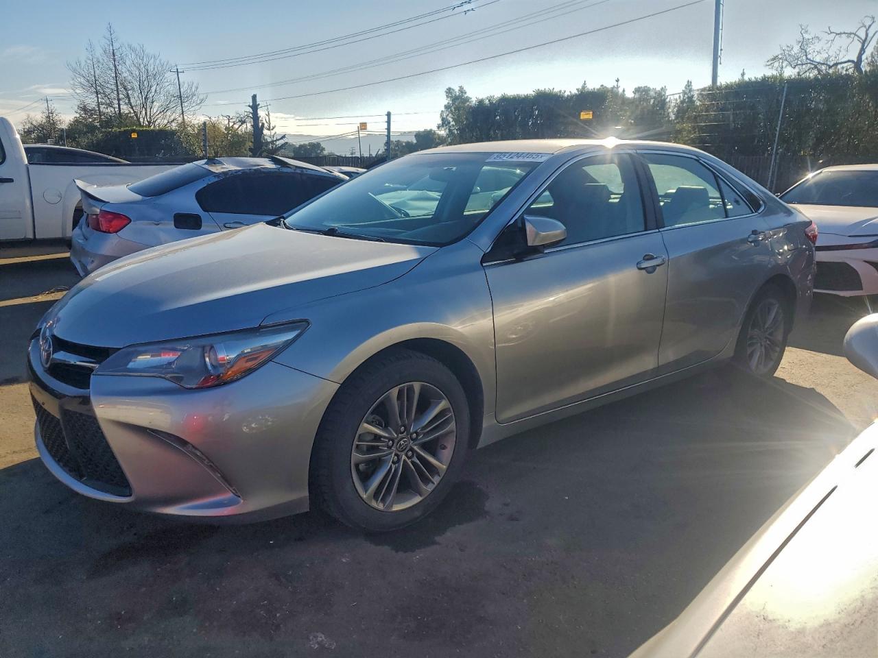 TOYOTA CAMRY LE 2016