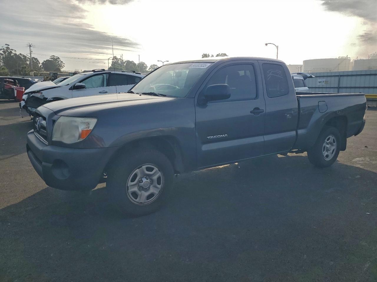 TOYOTA TACOMA ACC 2009