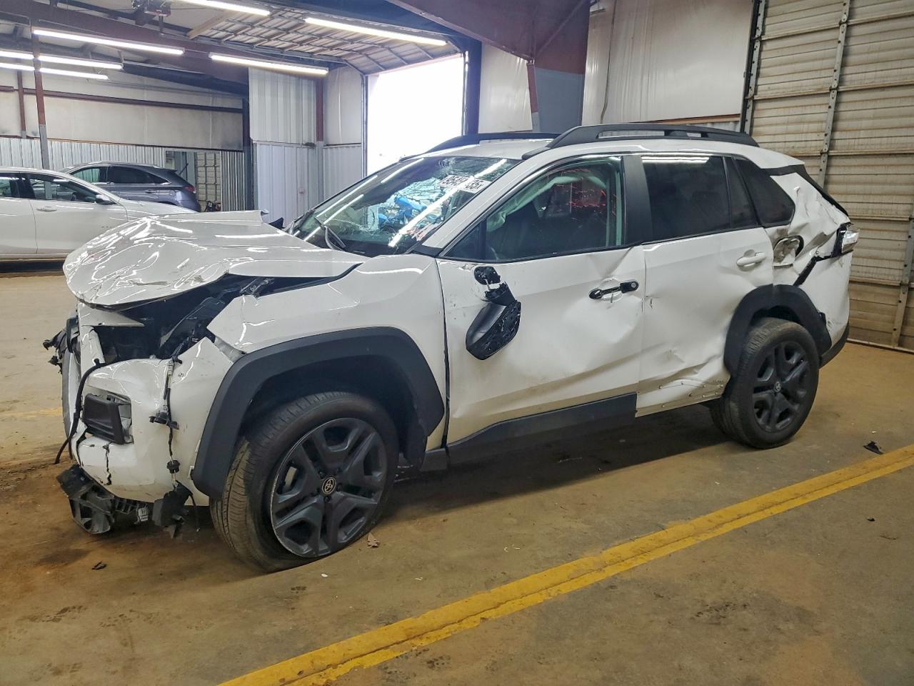TOYOTA RAV4 ADVEN 2024