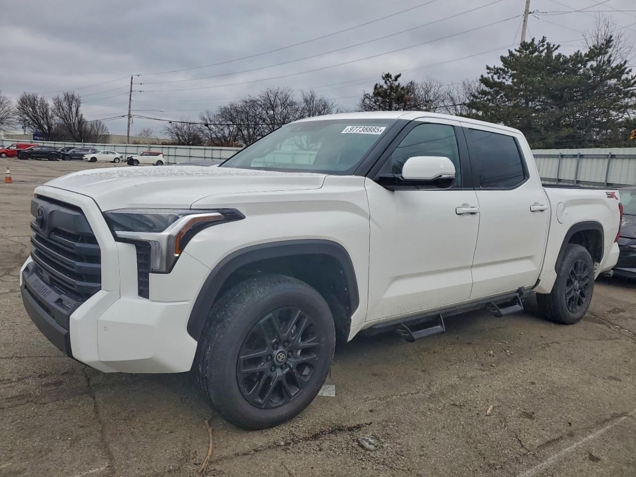 TOYOTA TUNDRA 2026