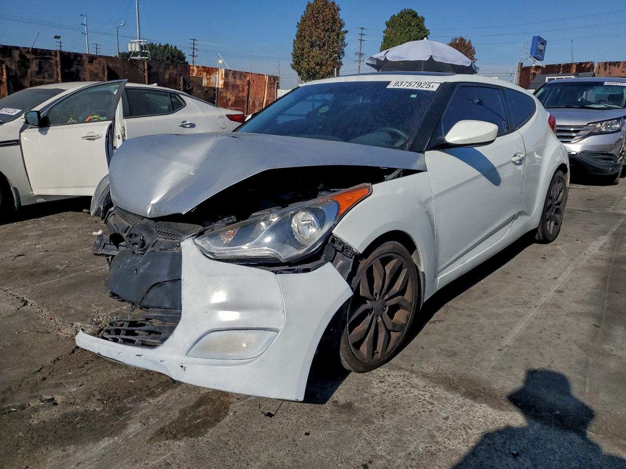 HYUNDAI VELOSTER 2013