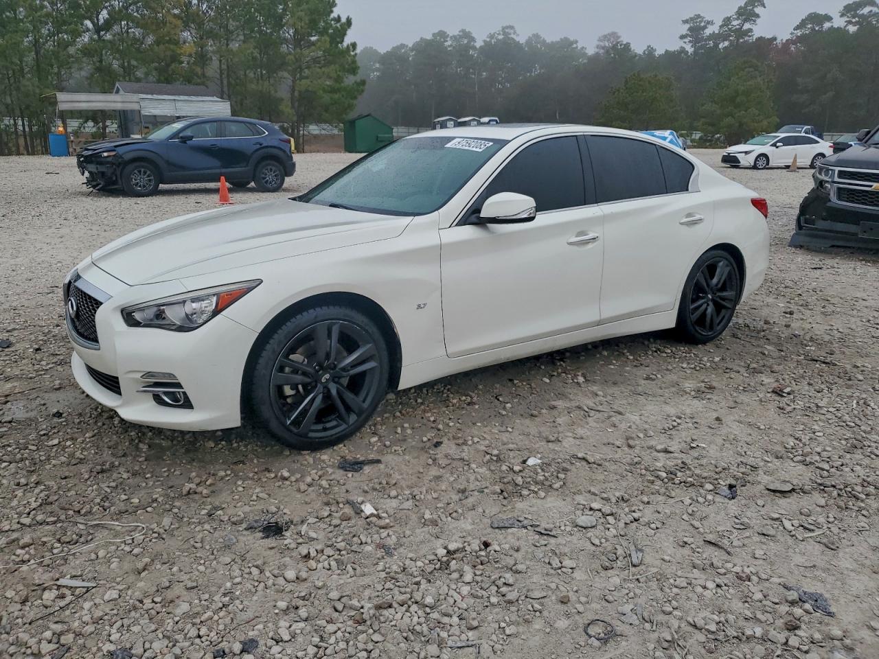 INFINITI Q50 2014
