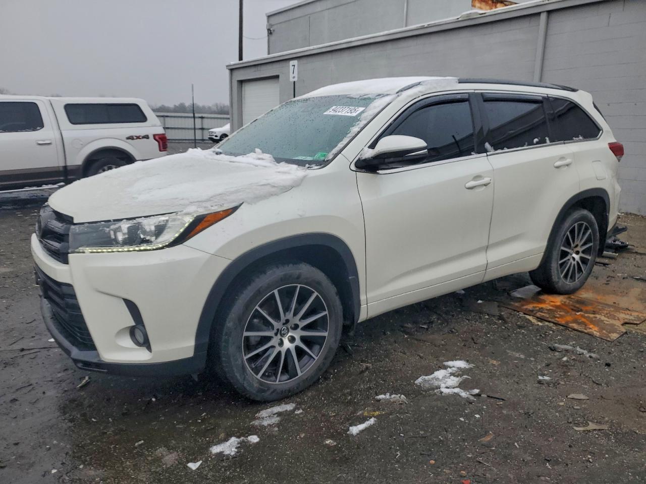 TOYOTA HIGHLANDER 2018