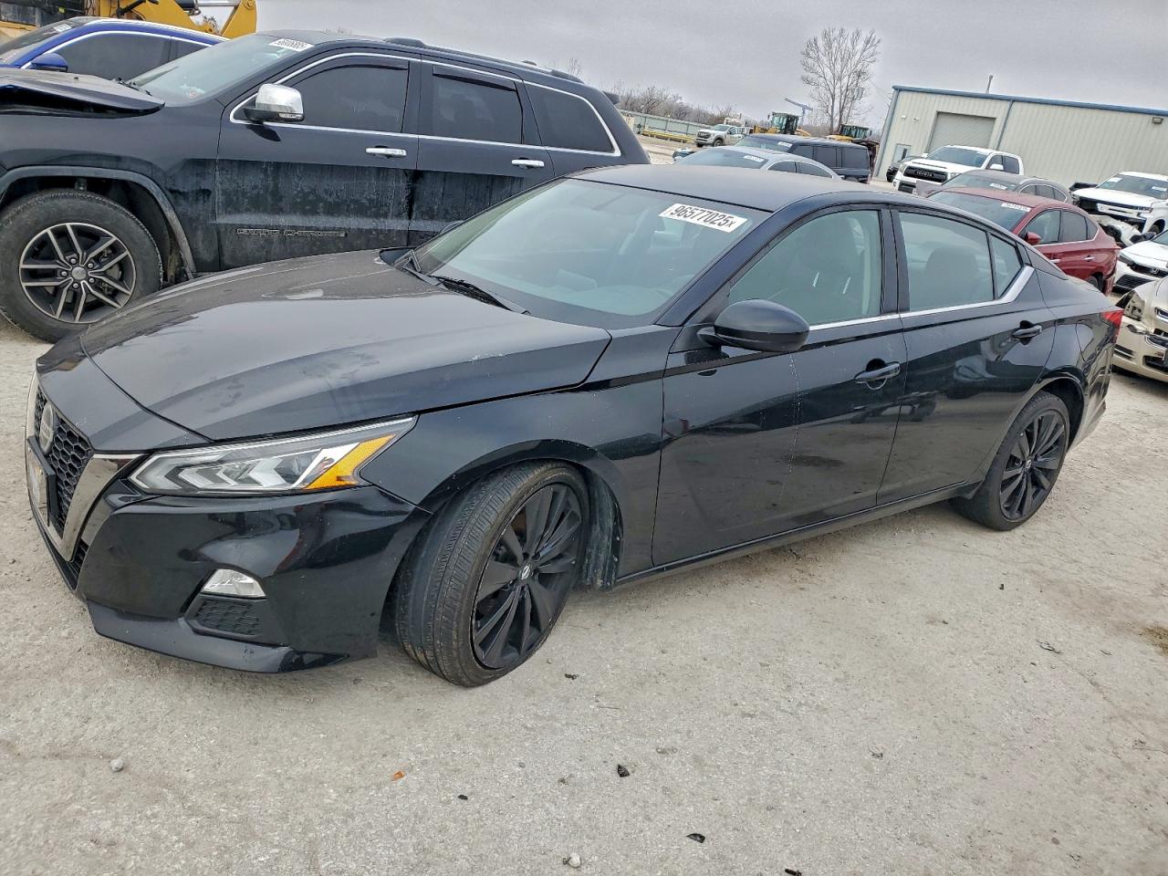 NISSAN ALTIMA SR 2019