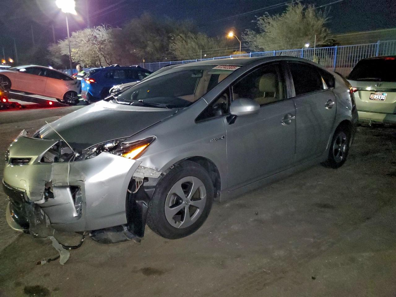 TOYOTA PRIUS 2015