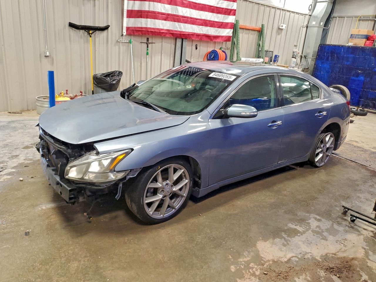 NISSAN MAXIMA 2011