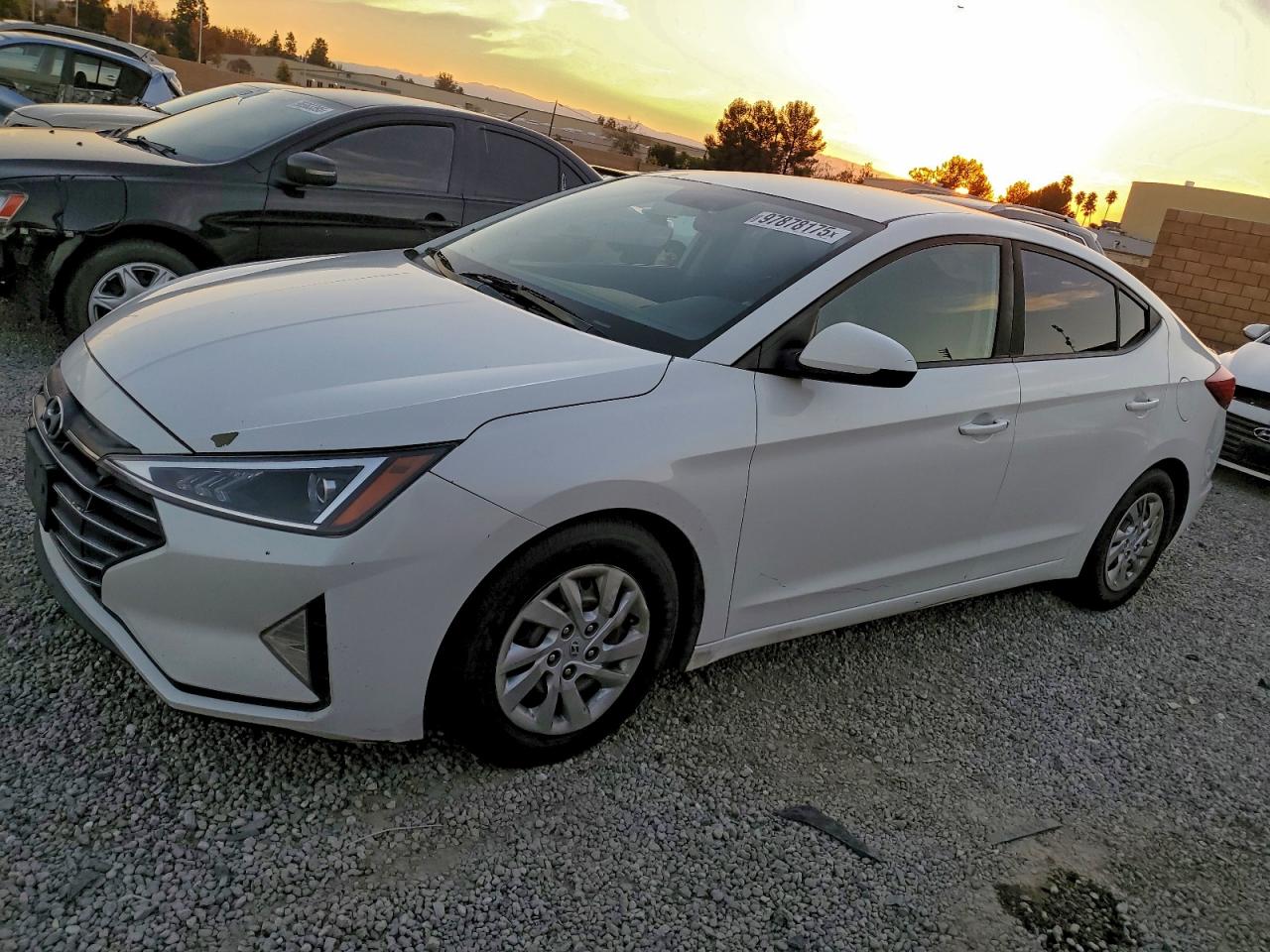 HYUNDAI ELANTRA SE 2019