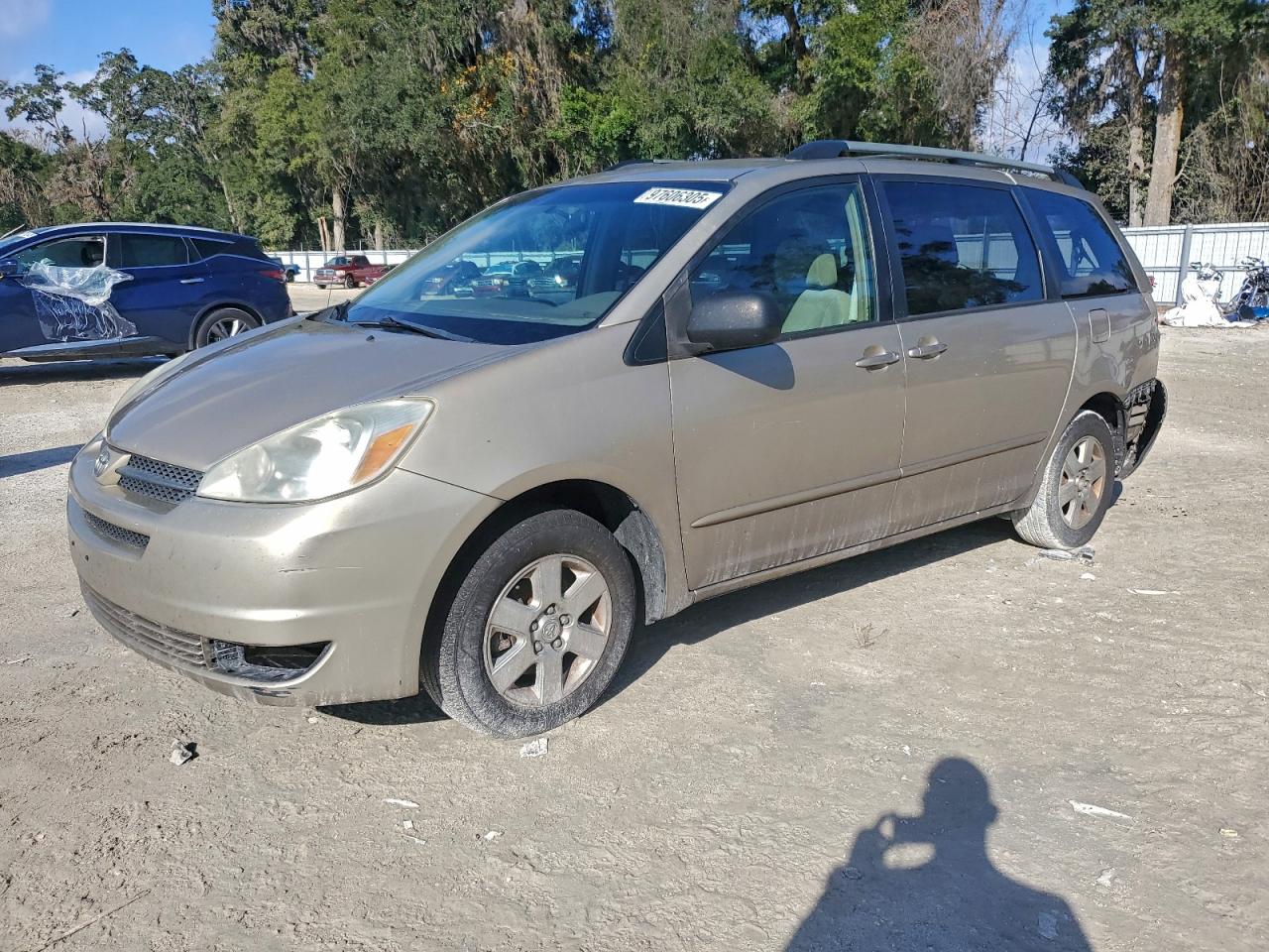 TOYOTA SIENNA CE 2005