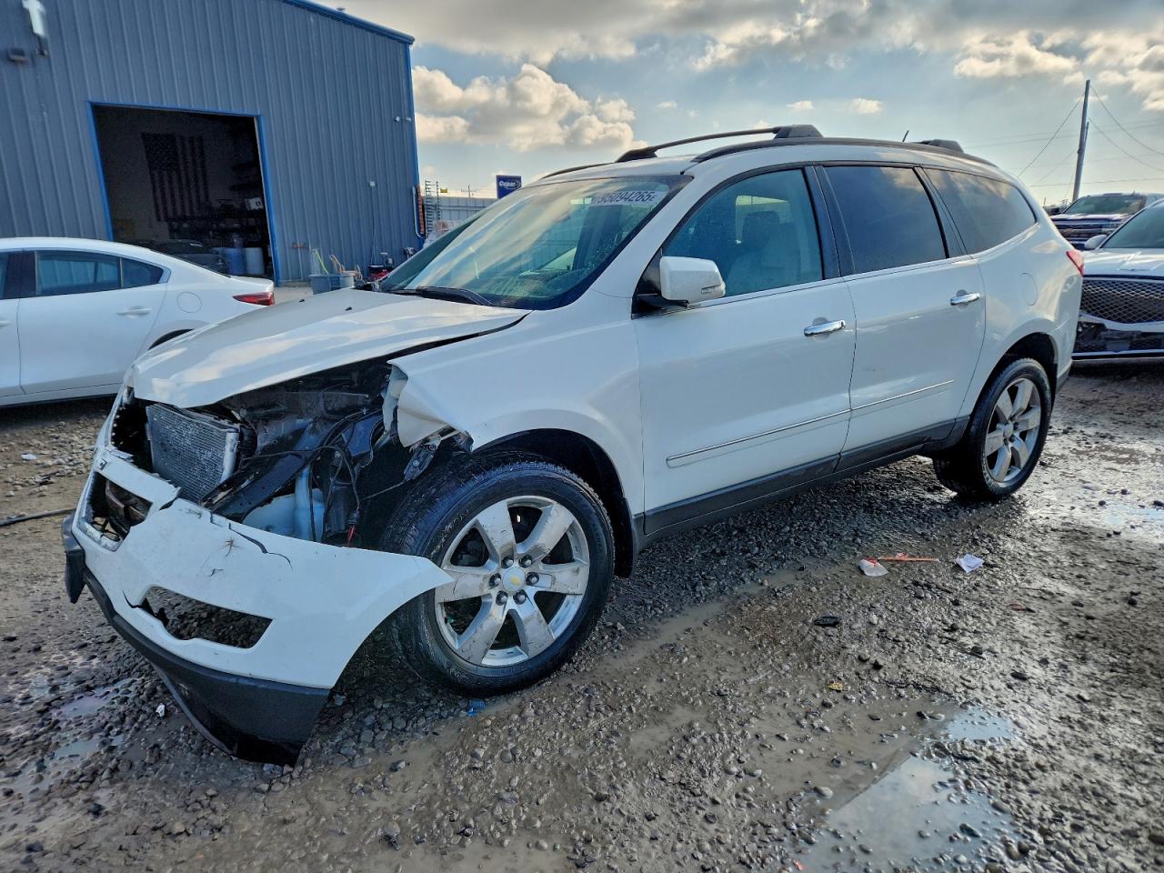 CHEVROLET TRAVERSE 2011
