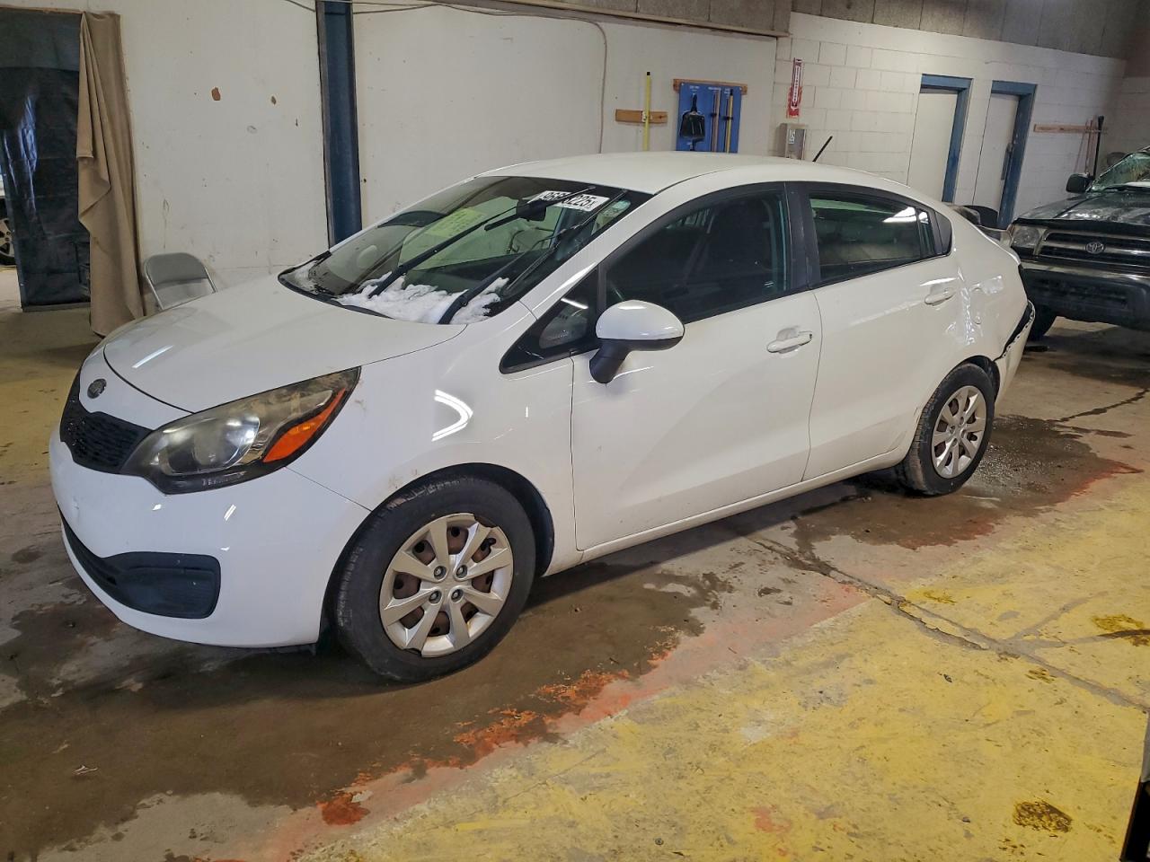 KIA RIO 2013