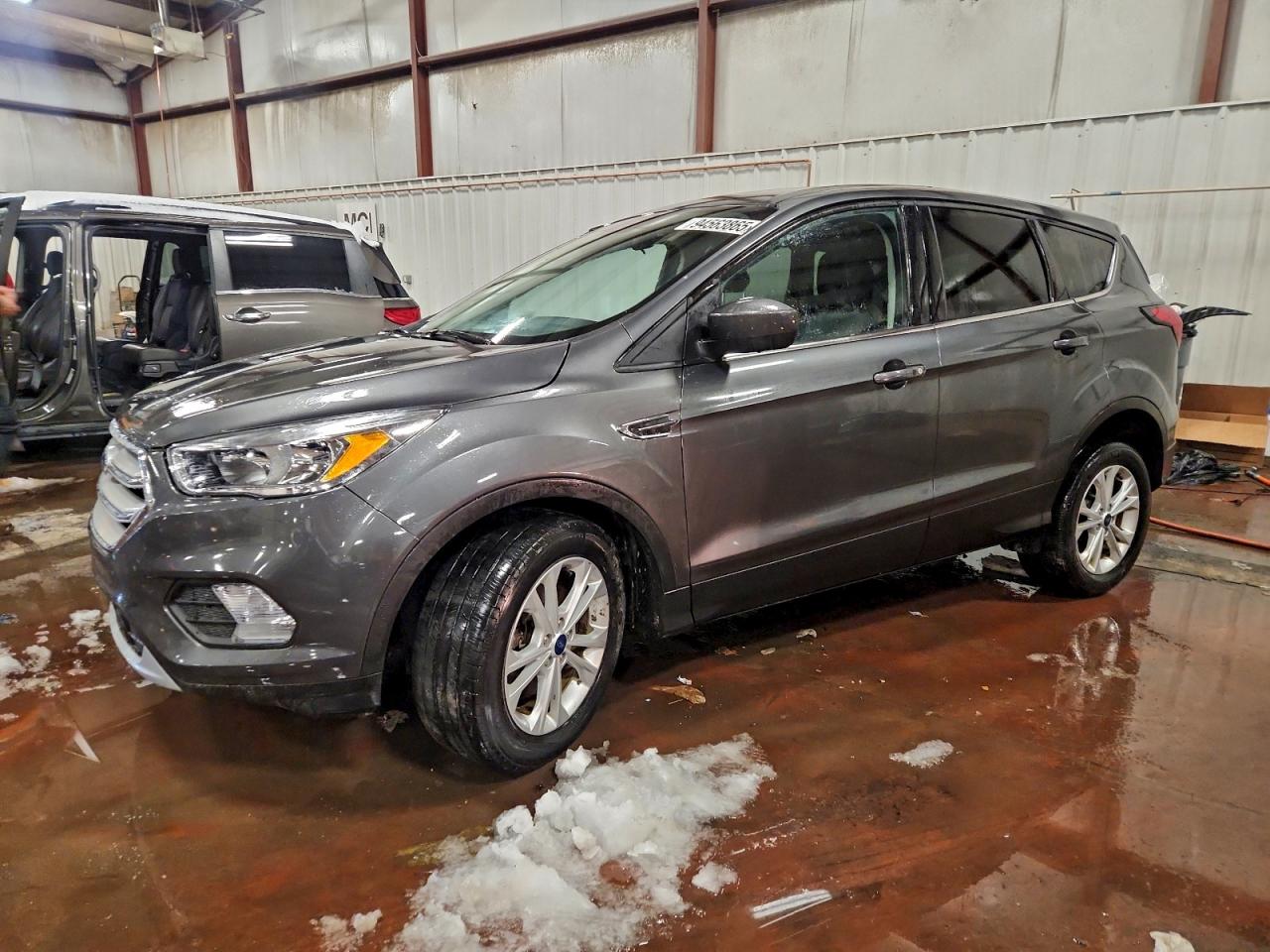 FORD ESCAPE SE 2019