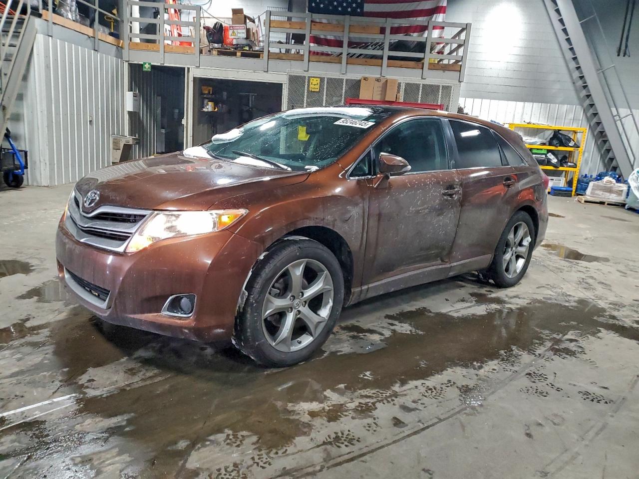 TOYOTA VENZA LE 2013