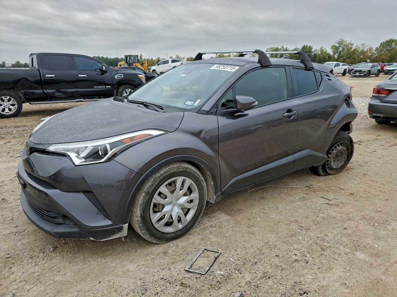 TOYOTA C-HR XLE 2019