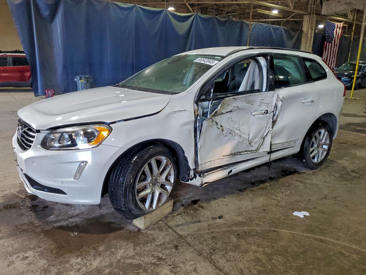 VOLVO XC60 T5 2017