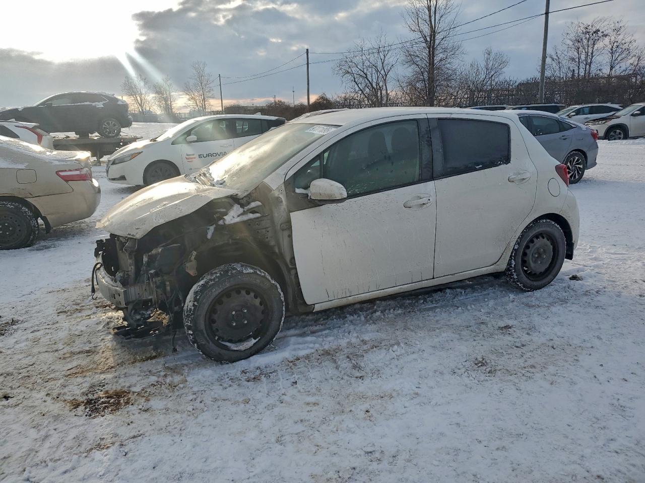 TOYOTA YARIS 2015