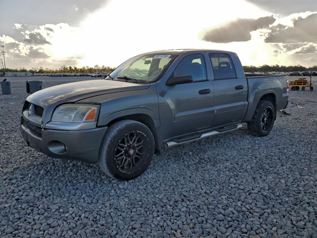 MITSUBISHI RAIDER LS 2007