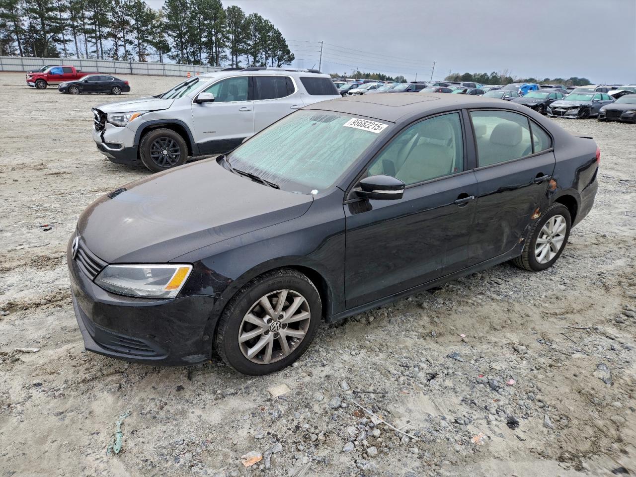 VOLKSWAGEN JETTA 2011