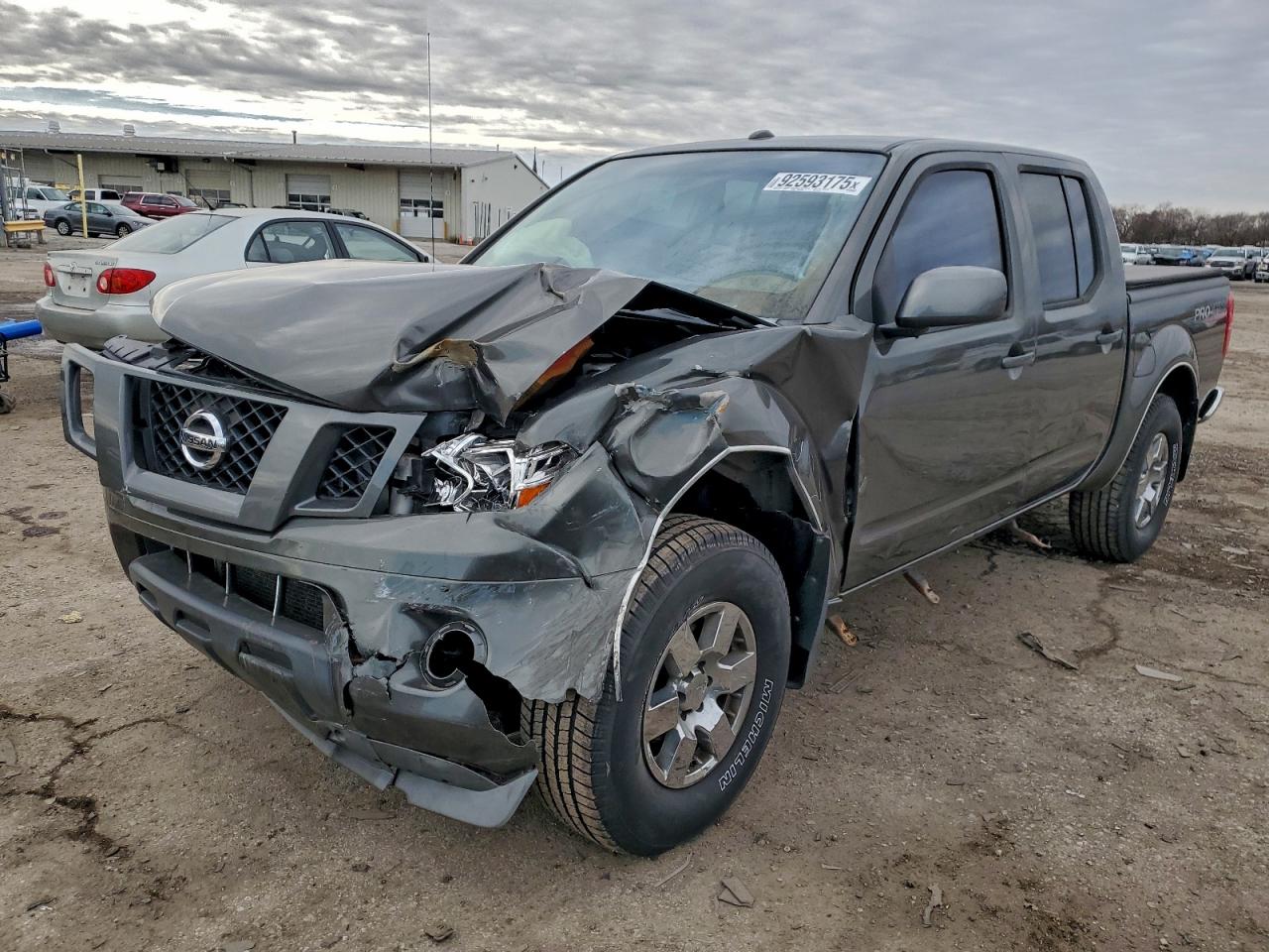 NISSAN FRONTIER 2009