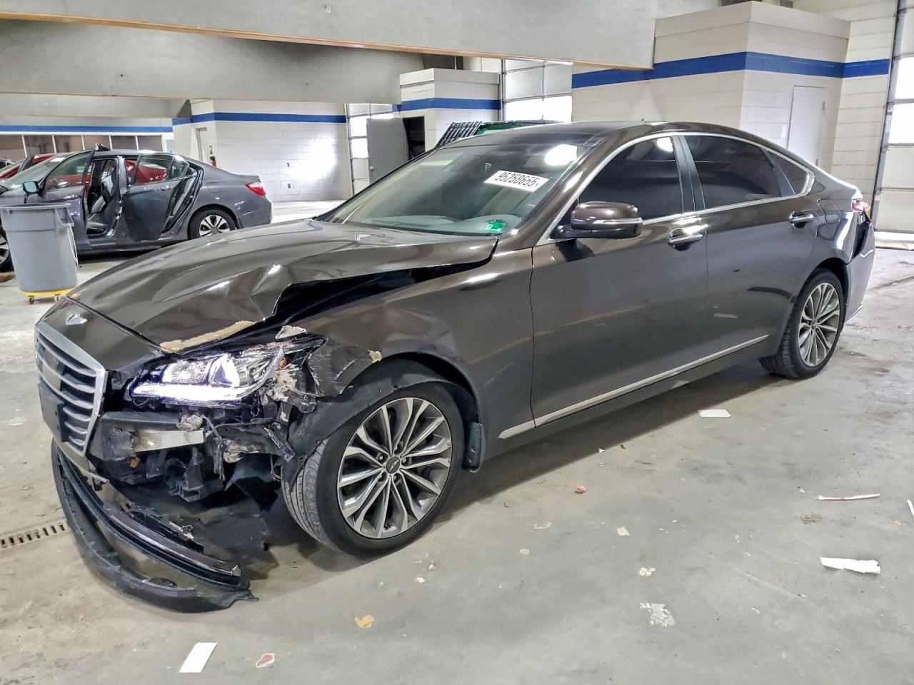 HYUNDAI GENESIS 3. 2015