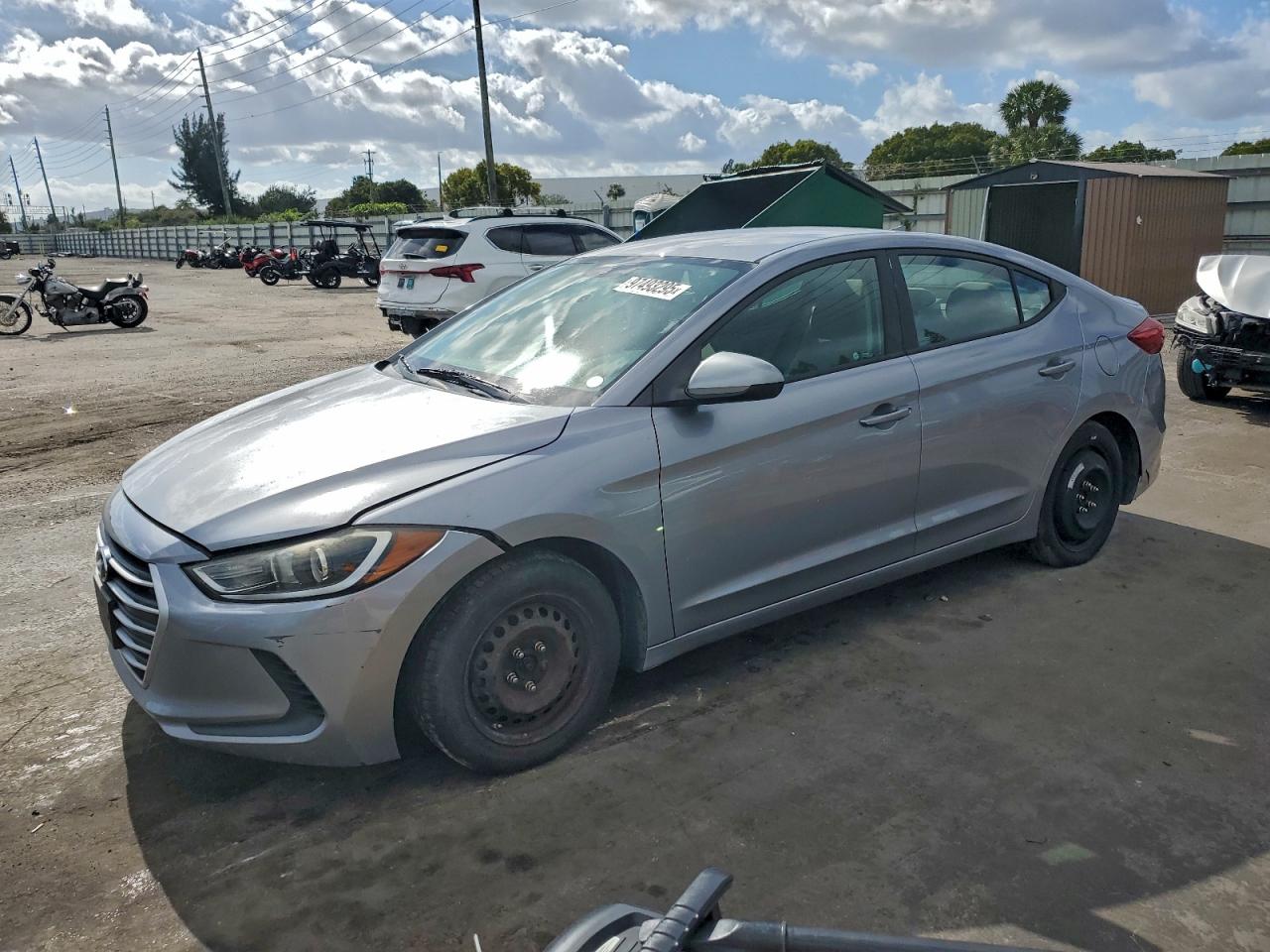 HYUNDAI ELANTRA 2017