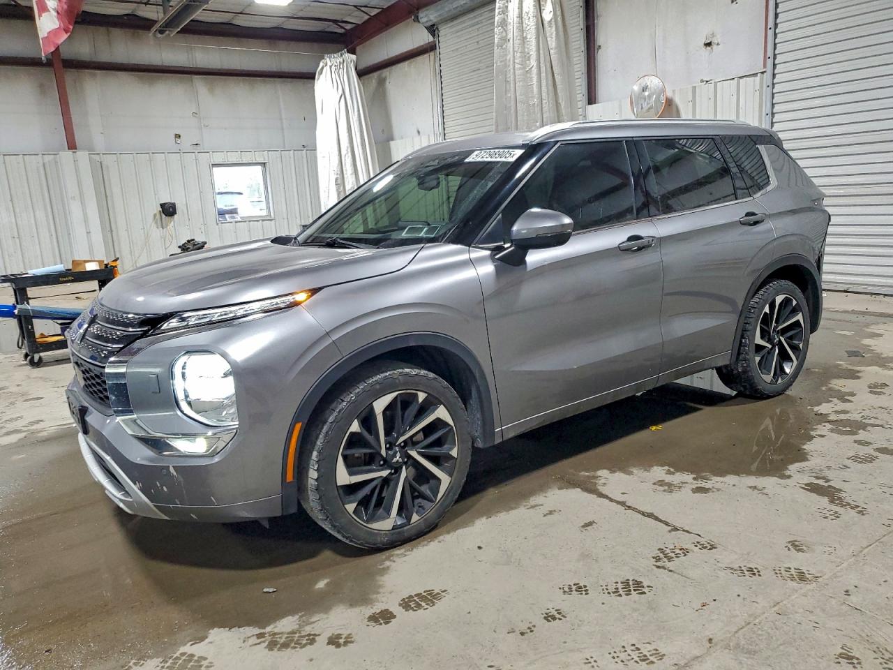 MITSUBISHI OUTLANDER 2022