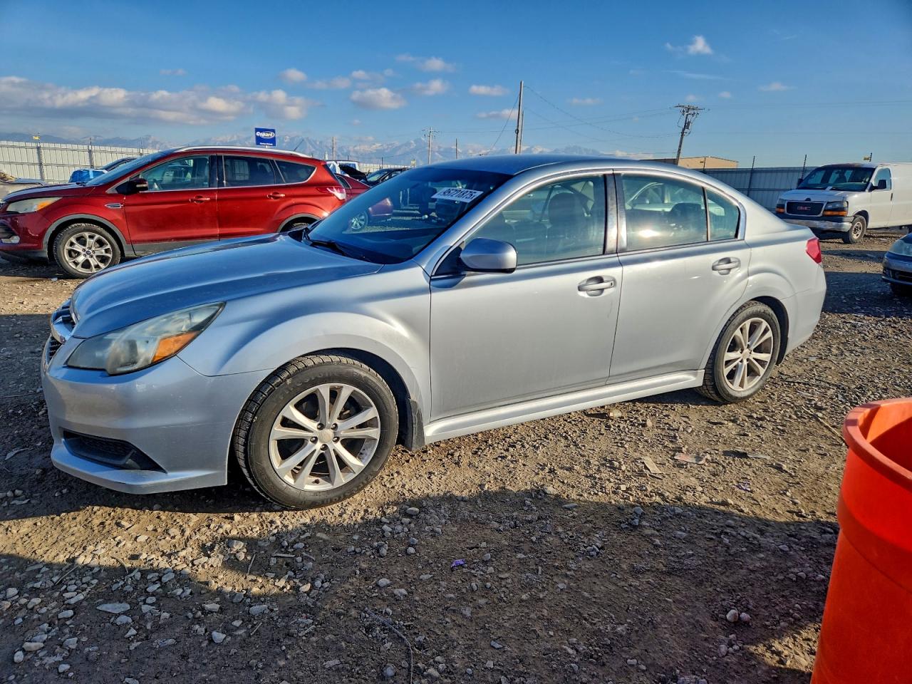 SUBARU LEGACY 2.5 2013