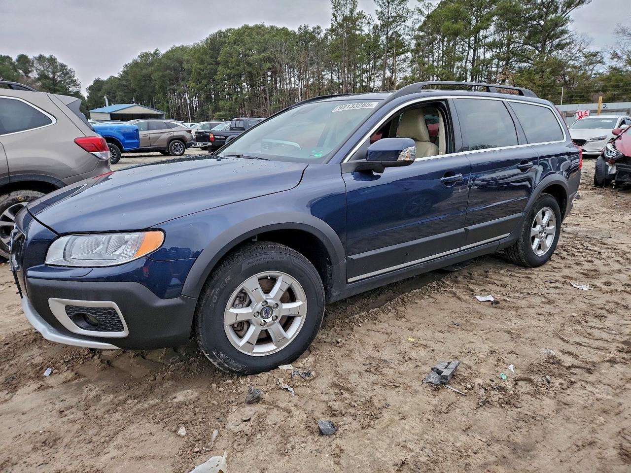 VOLVO XC70 3.2 2012