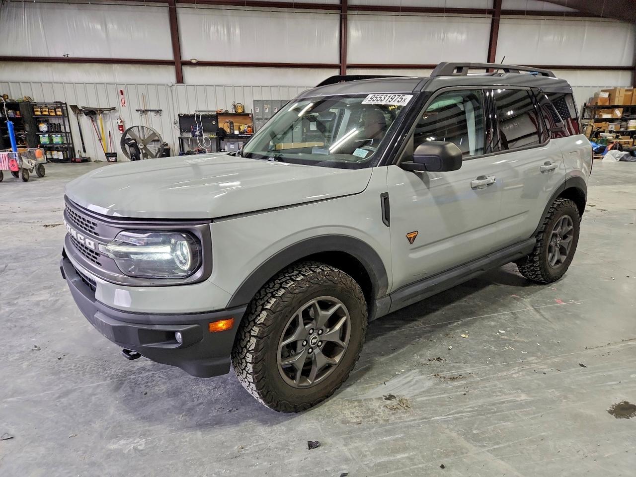 FORD BRONCO 2021