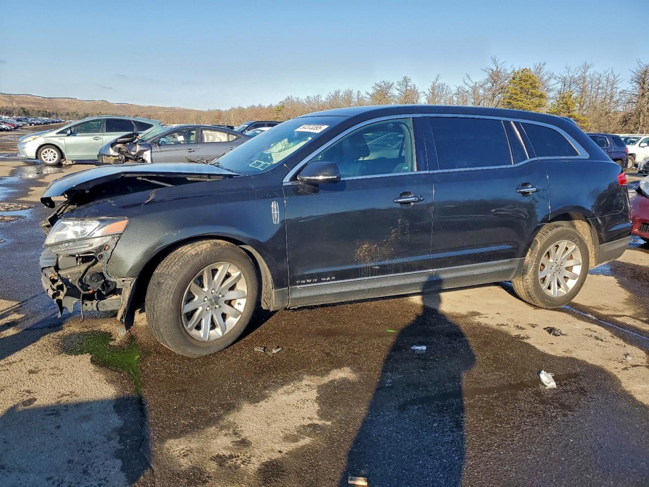 LINCOLN MKT 2015