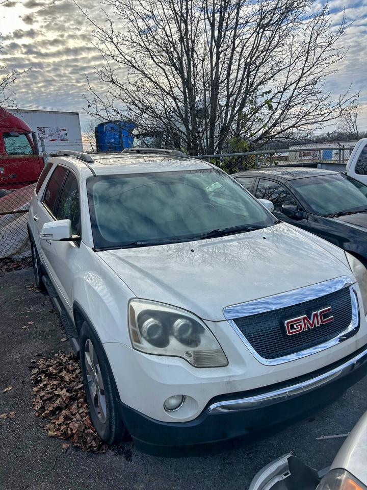 GMC ACADIA SLT 2010