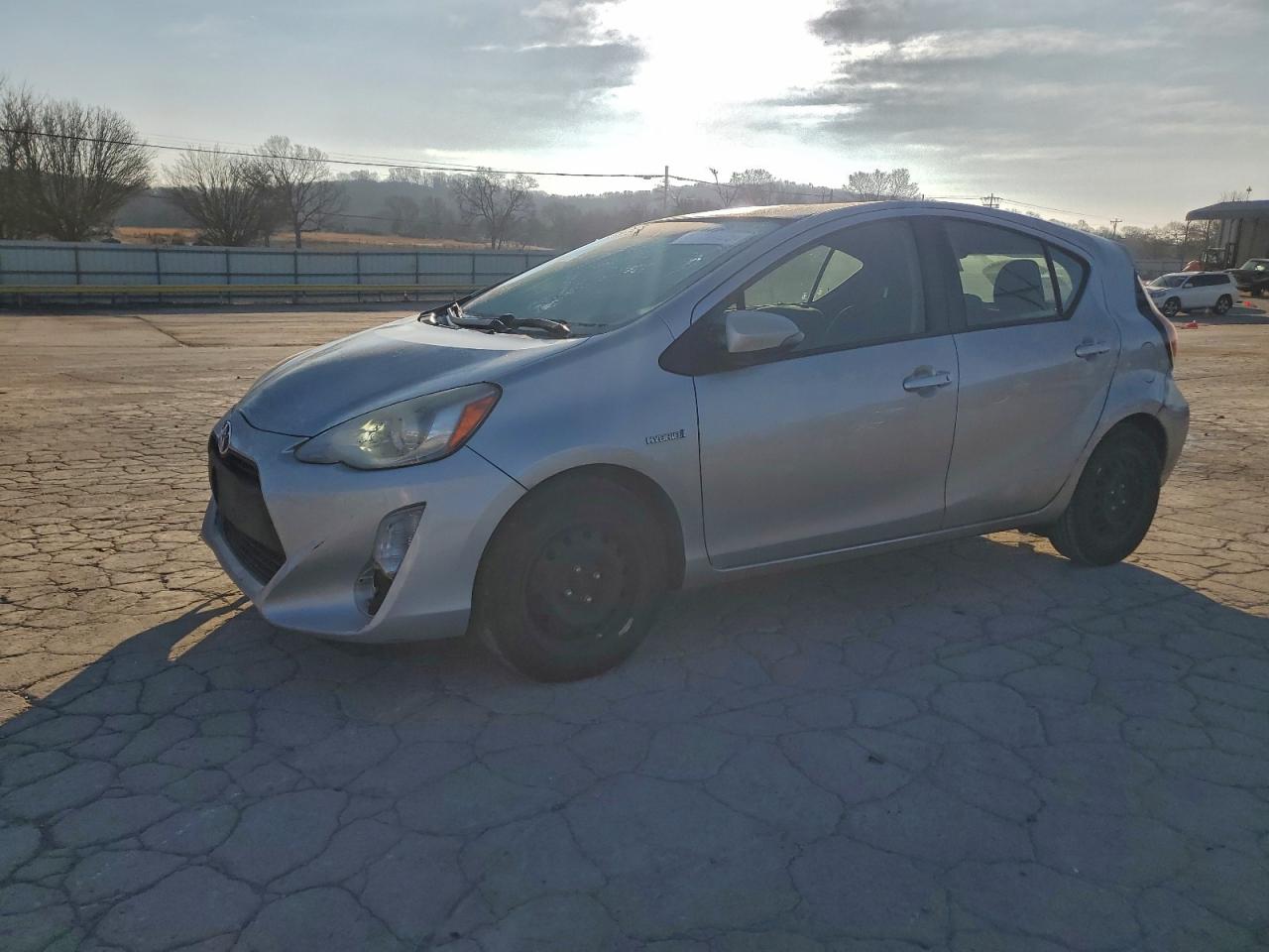 TOYOTA PRIUS C 2015
