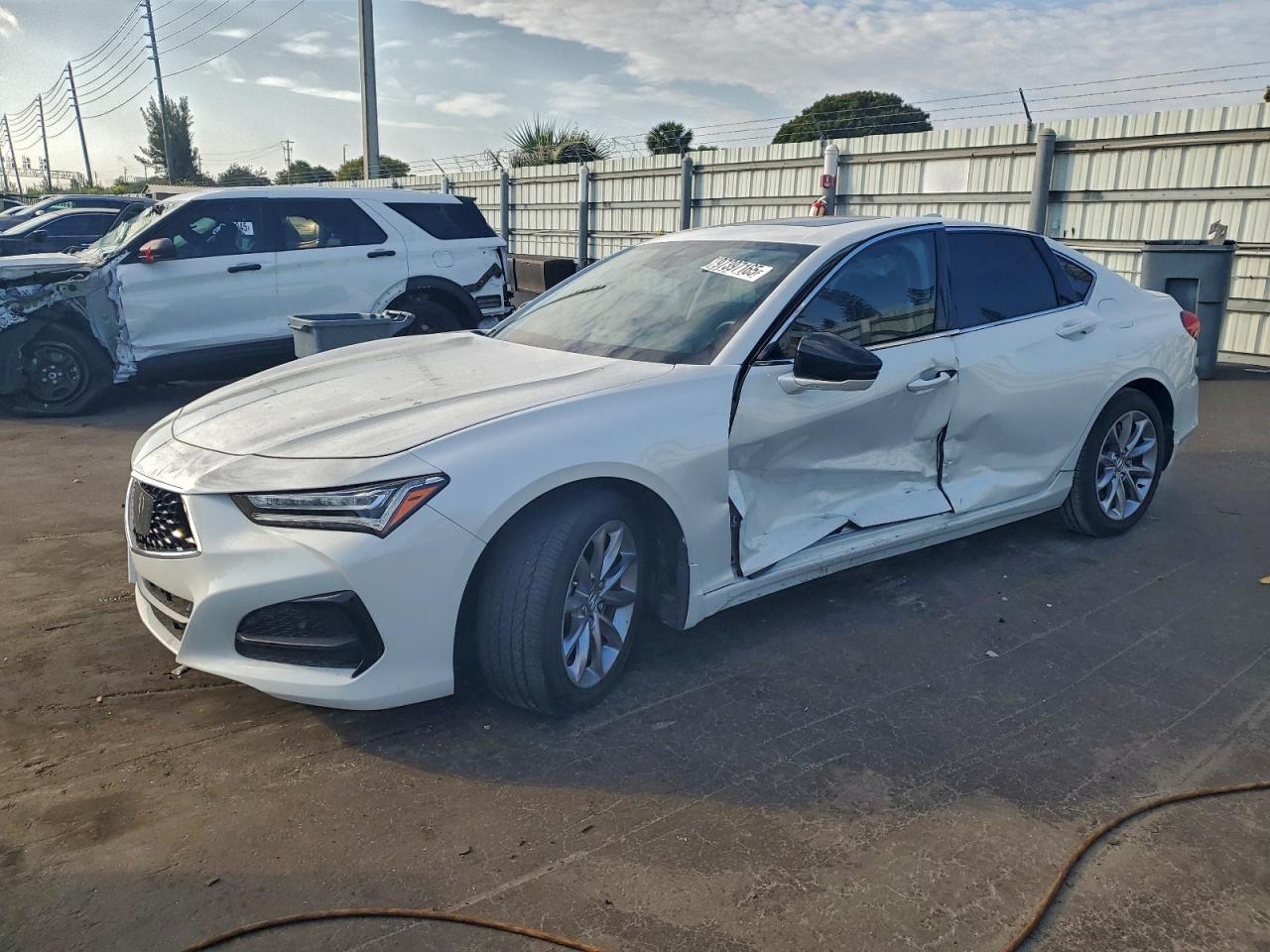 ACURA TLX 2023