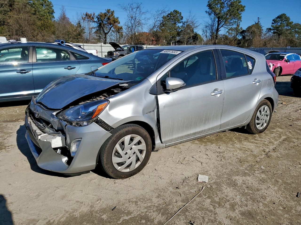 TOYOTA PRIUS C 2015