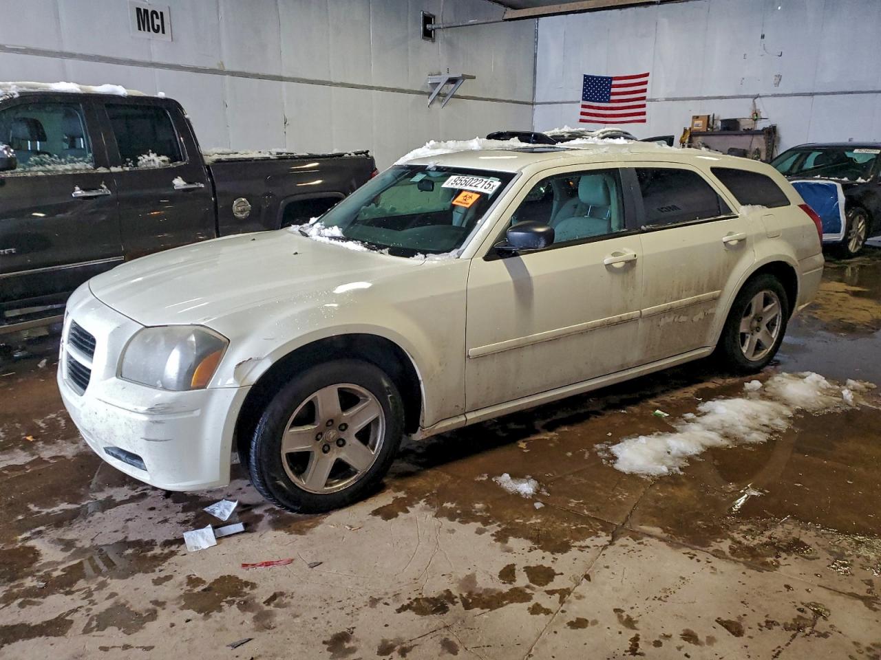 DODGE MAGNUM SXT 2005