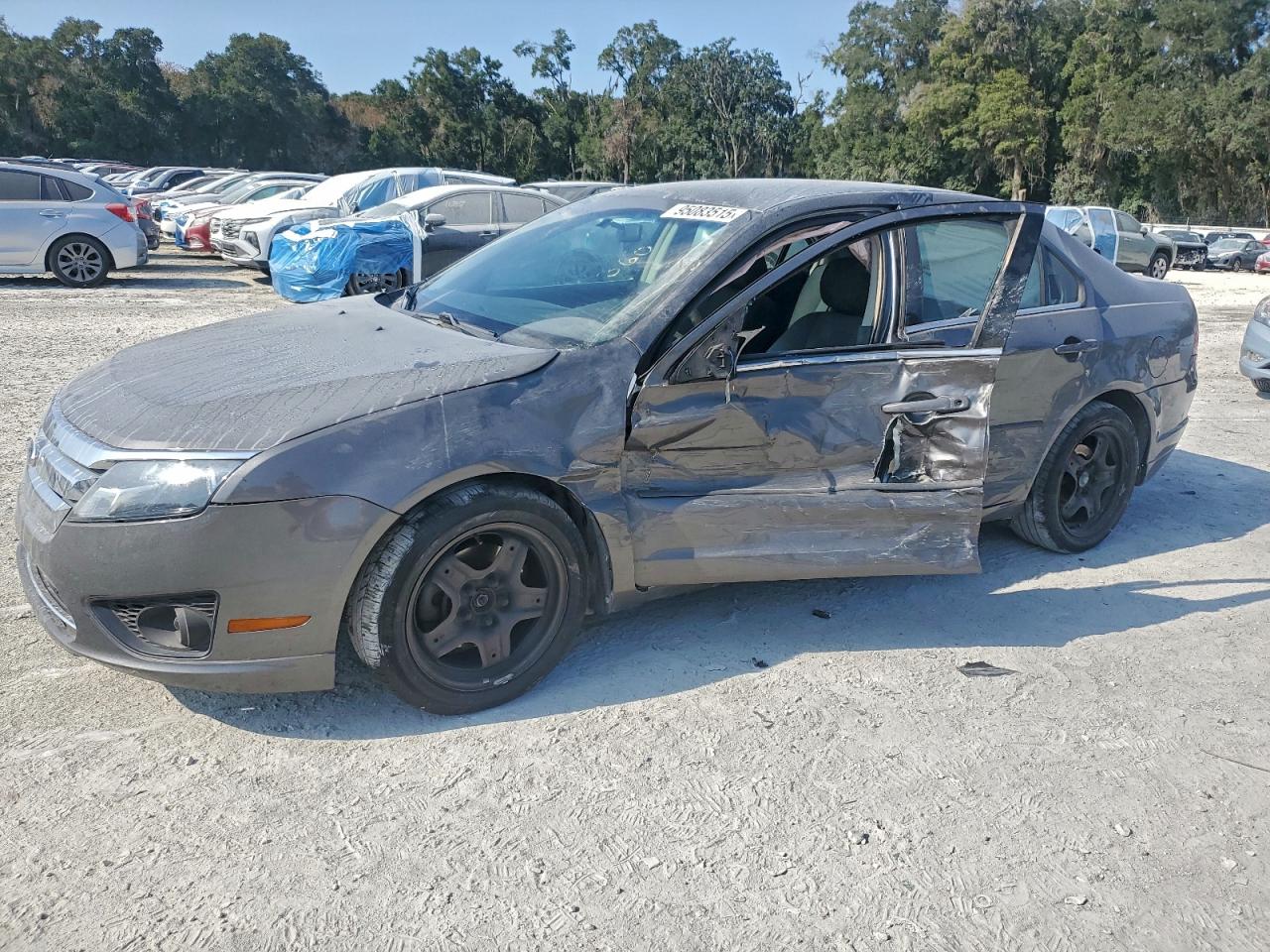 FORD FUSION SE 2011