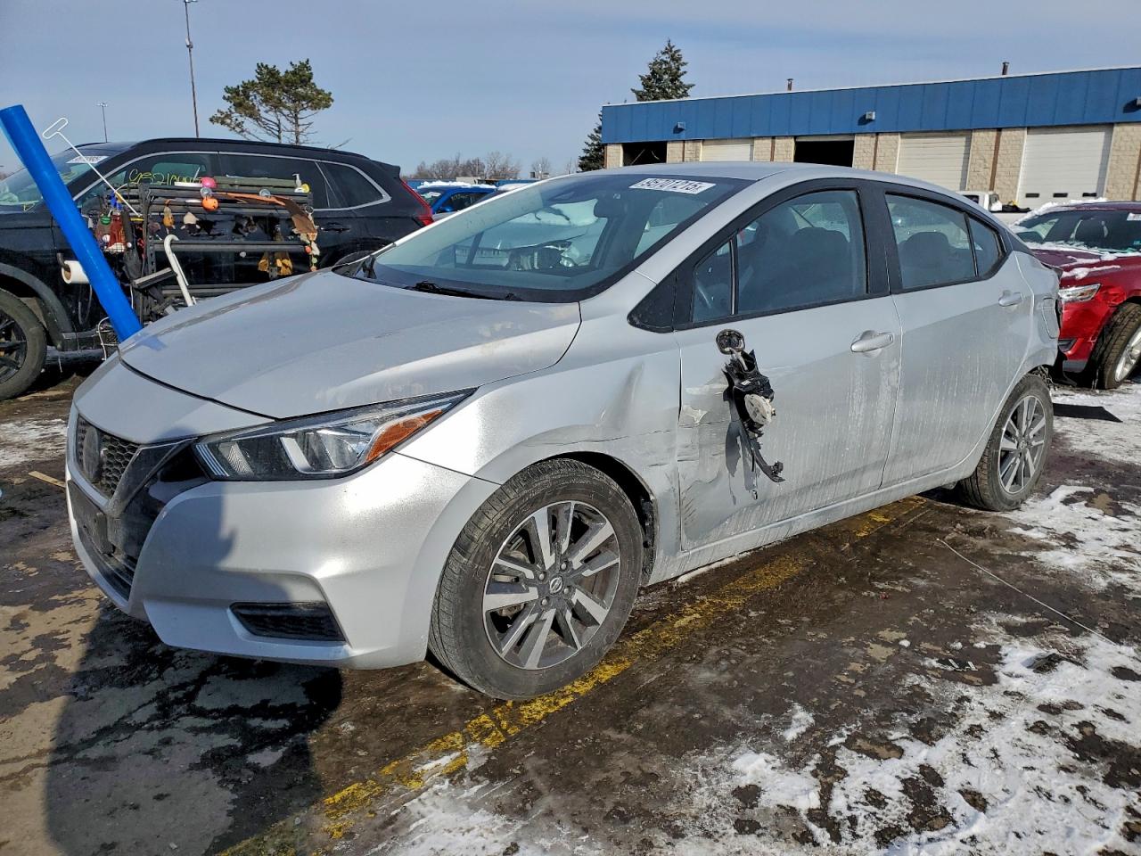 NISSAN VERSA 2021