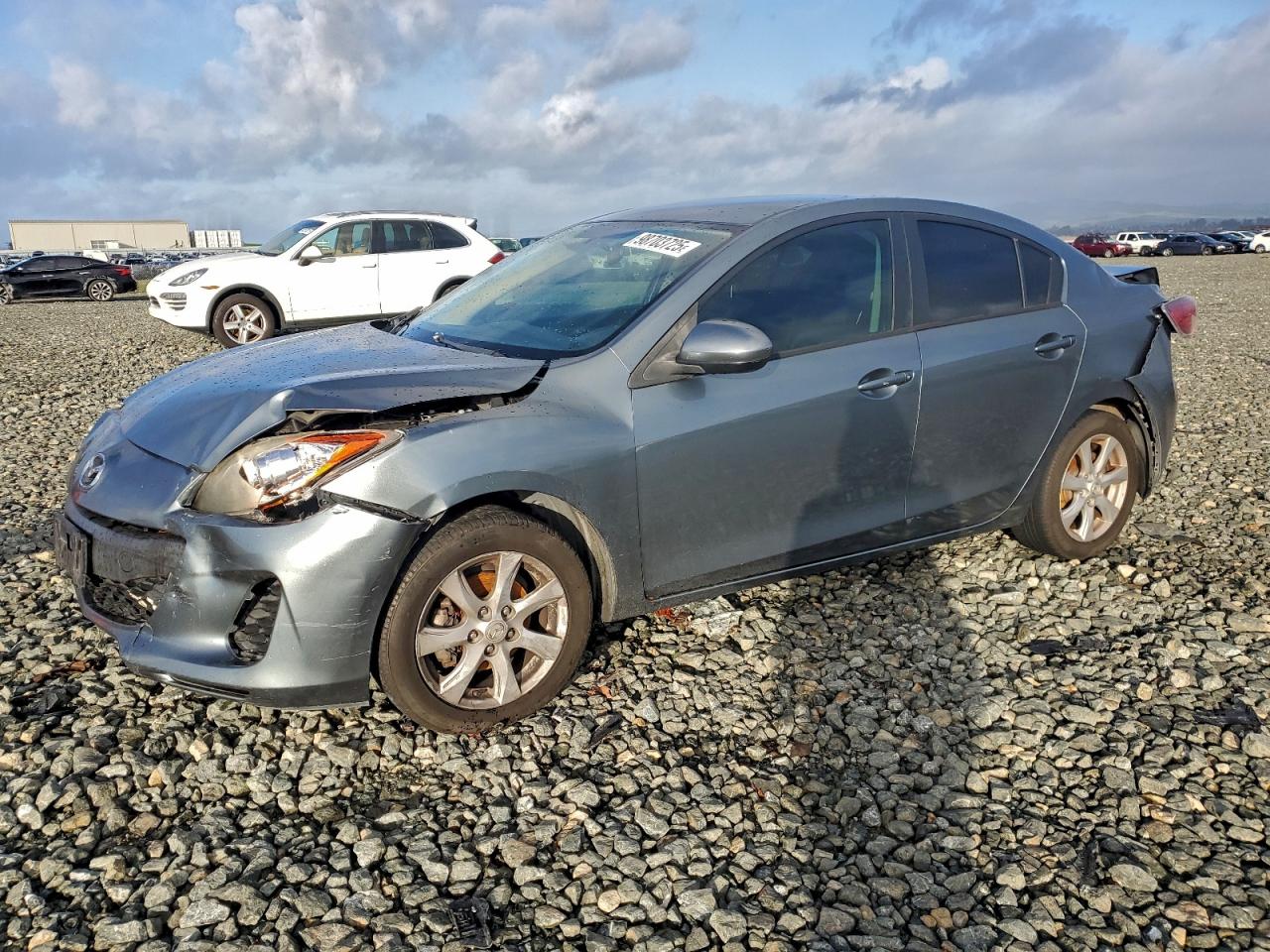 MAZDA 3 2013