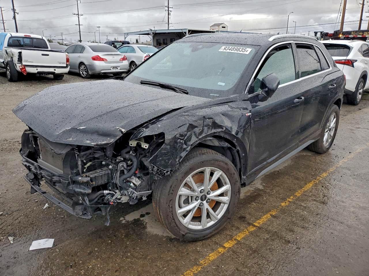 AUDI Q3 PREMIUM 2024