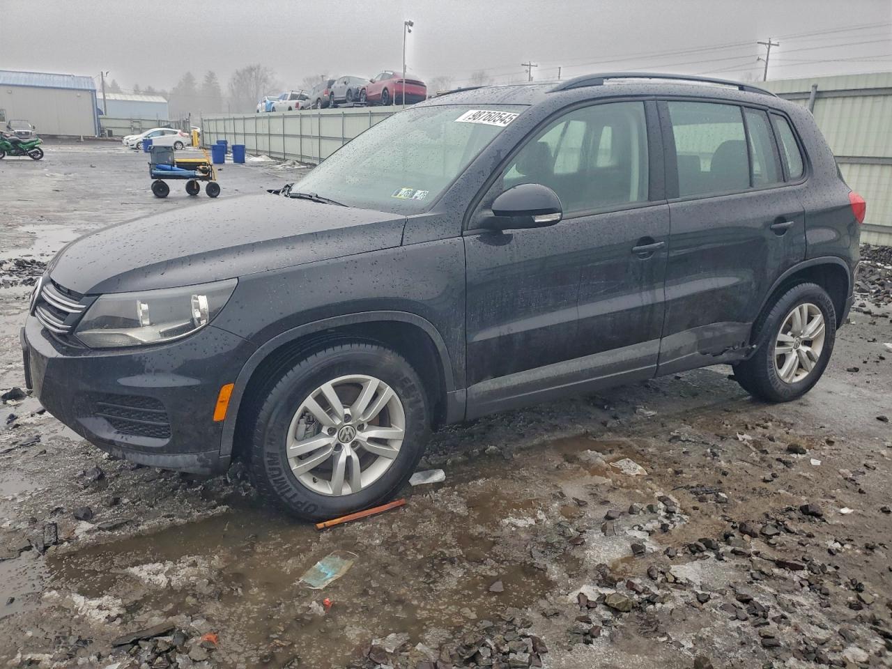 VOLKSWAGEN TIGUAN S 2016