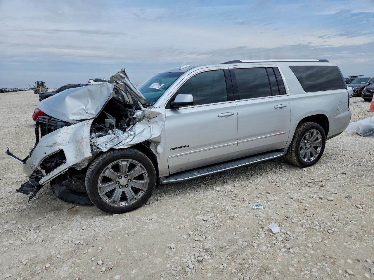 GMC YUKON XL D 2016