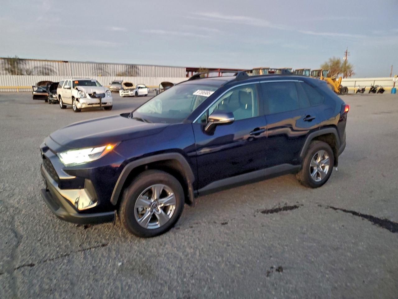 TOYOTA RAV4 XLE 2025