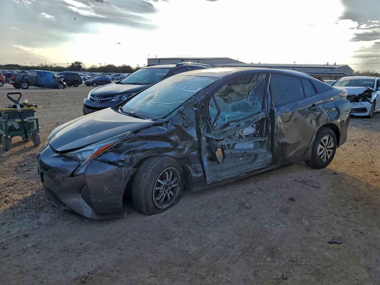 TOYOTA PRIUS 2018