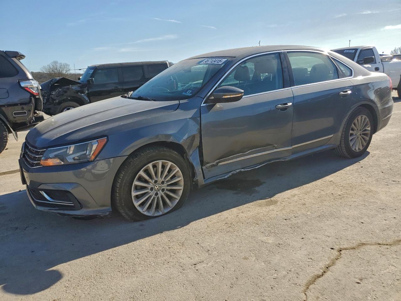 VOLKSWAGEN PASSAT SE 2017