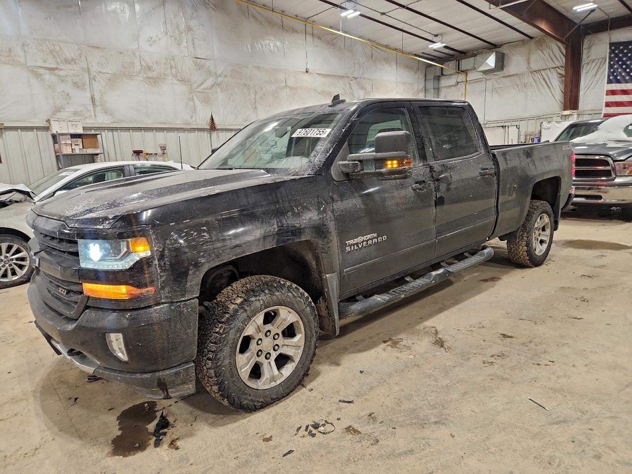 CHEVROLET SILVERADO 2017